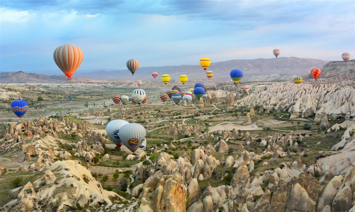 Turquia é um dos países da lista, com uma variação cambial de -27% em 2025 em relação ao real