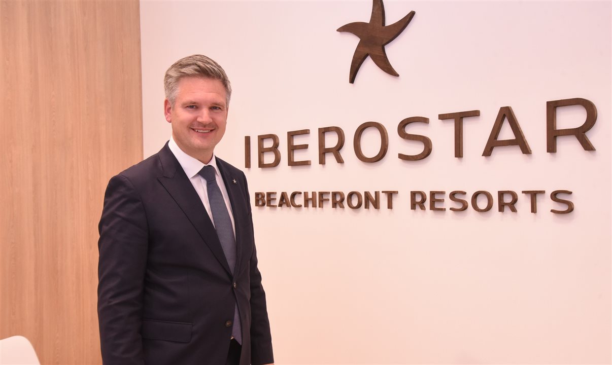 Finn Ackermann, o Chief Commercial Officer da Iberostar, conversou com a PANROTAS na Fitur Madri