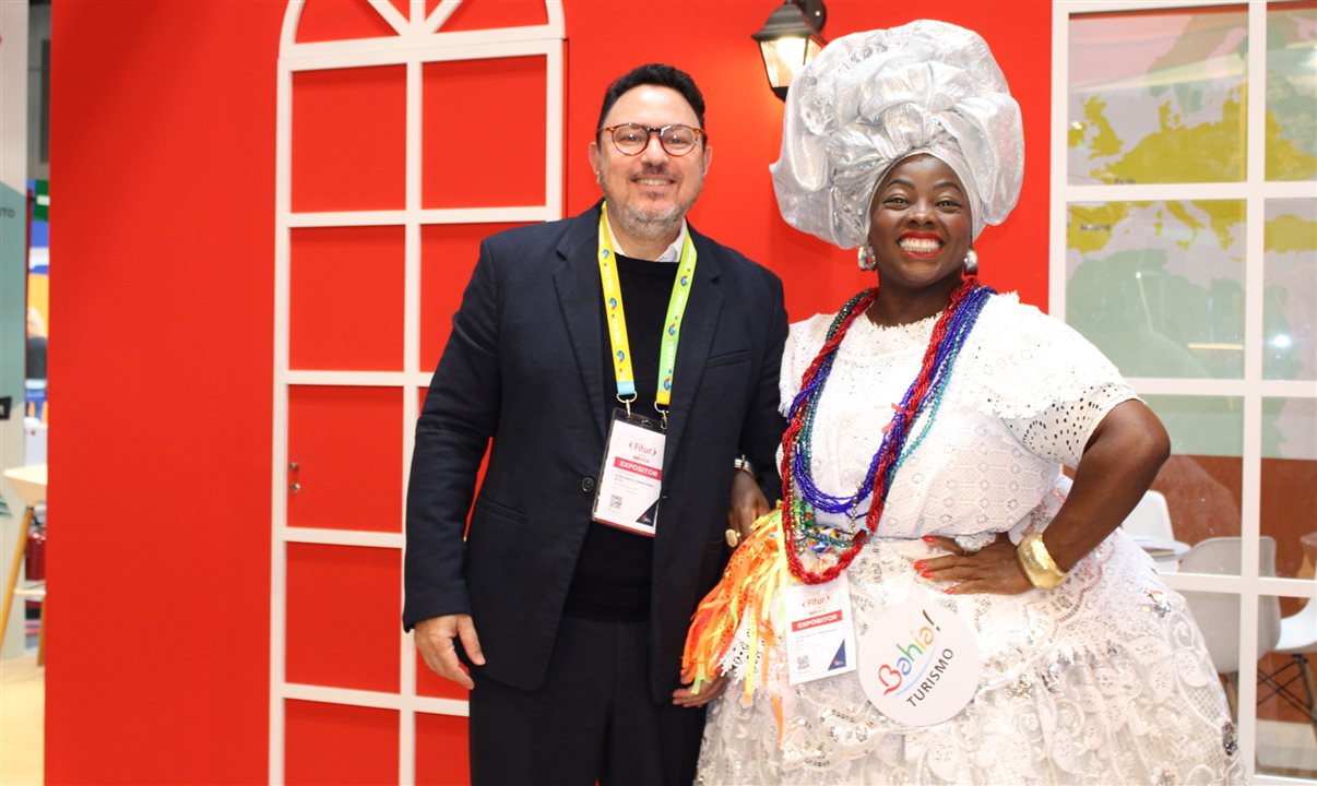 Pedro Gramacho e Lucicleide Nascimento, da Setur-BA