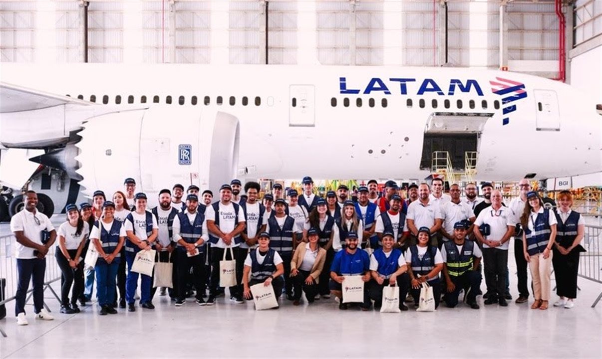 Em 2025, a escola abriu uma segunda turma com vagas para o público externo, totalizando 75 alunos, dos quais 40% são mulheres