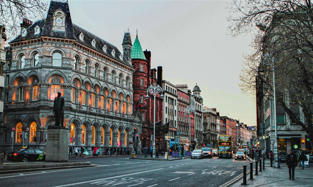 Dublin foi eleito o melhor destino para viajar sozinho (a) em 2026