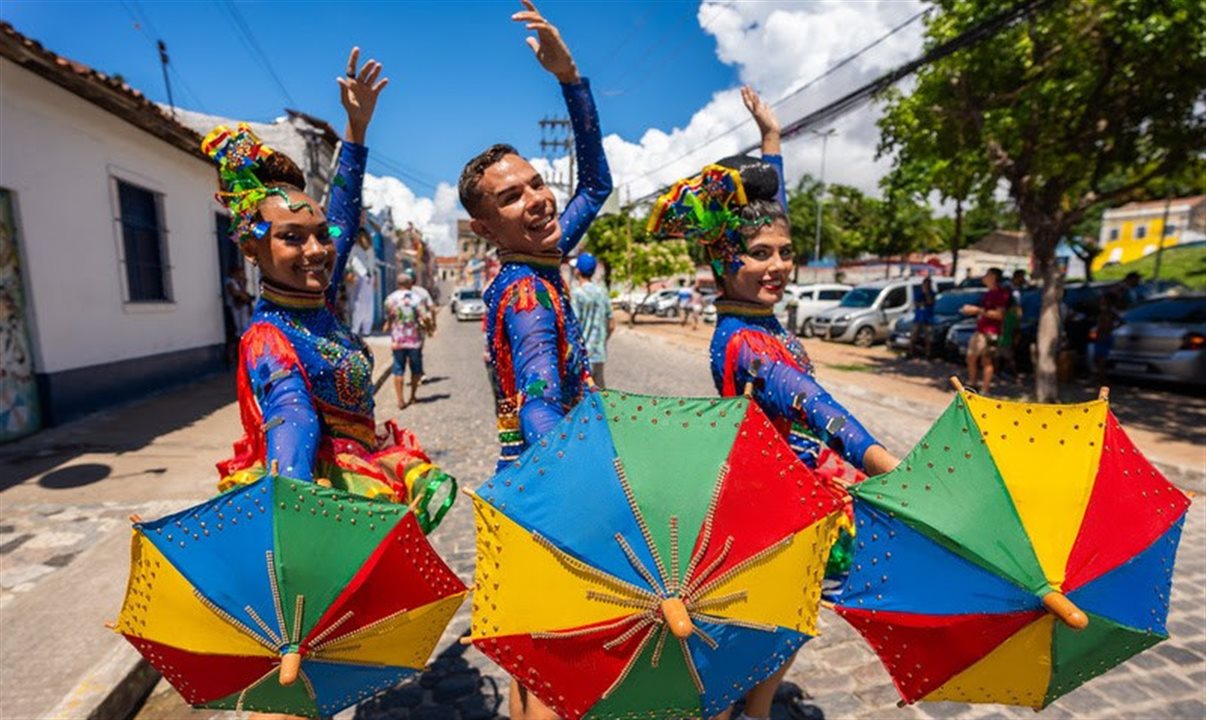 Devem curtir o carnaval do estado nordestino, principalmente, quem está vindo da América do Sul e da Europa