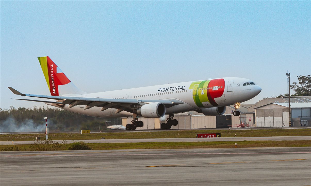 Governador de Santa Catarina celebrou a nova rota