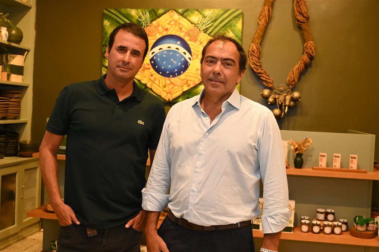 Damaris Ribeiro, da Auroraeco, e Renata Luque, do Oiá Casa Lençóis