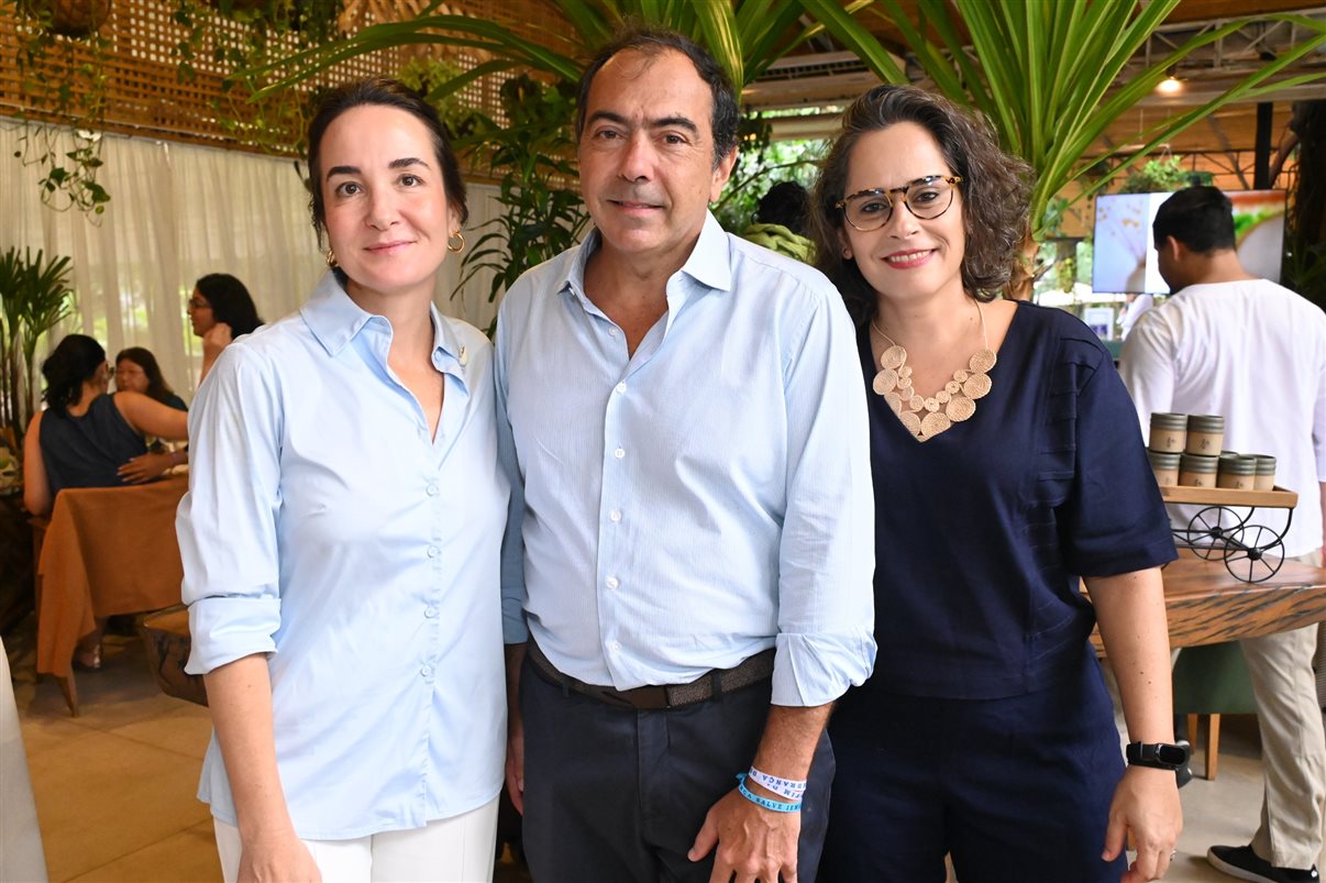 Damaris Ribeiro, da Auroraeco, e Renata Luque, do Oiá Casa Lençóis