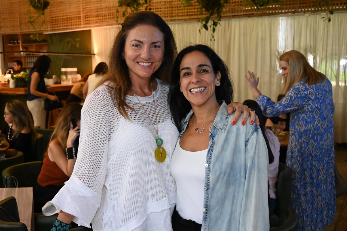 Damaris Ribeiro, da Auroraeco, e Renata Luque, do Oiá Casa Lençóis