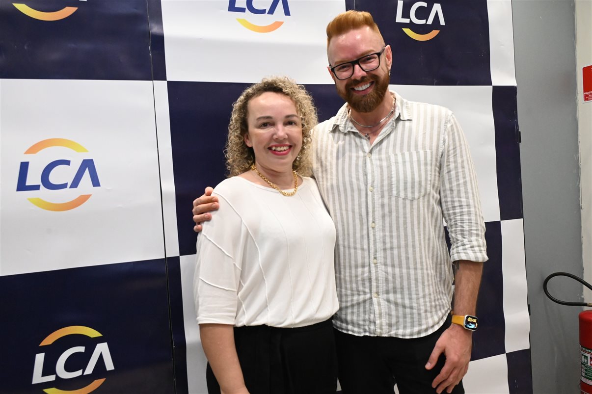 Douglas Camargo, da Abracorp, com Bianca Bottyan e Fernando Cavalheiro, da CEP Transportes