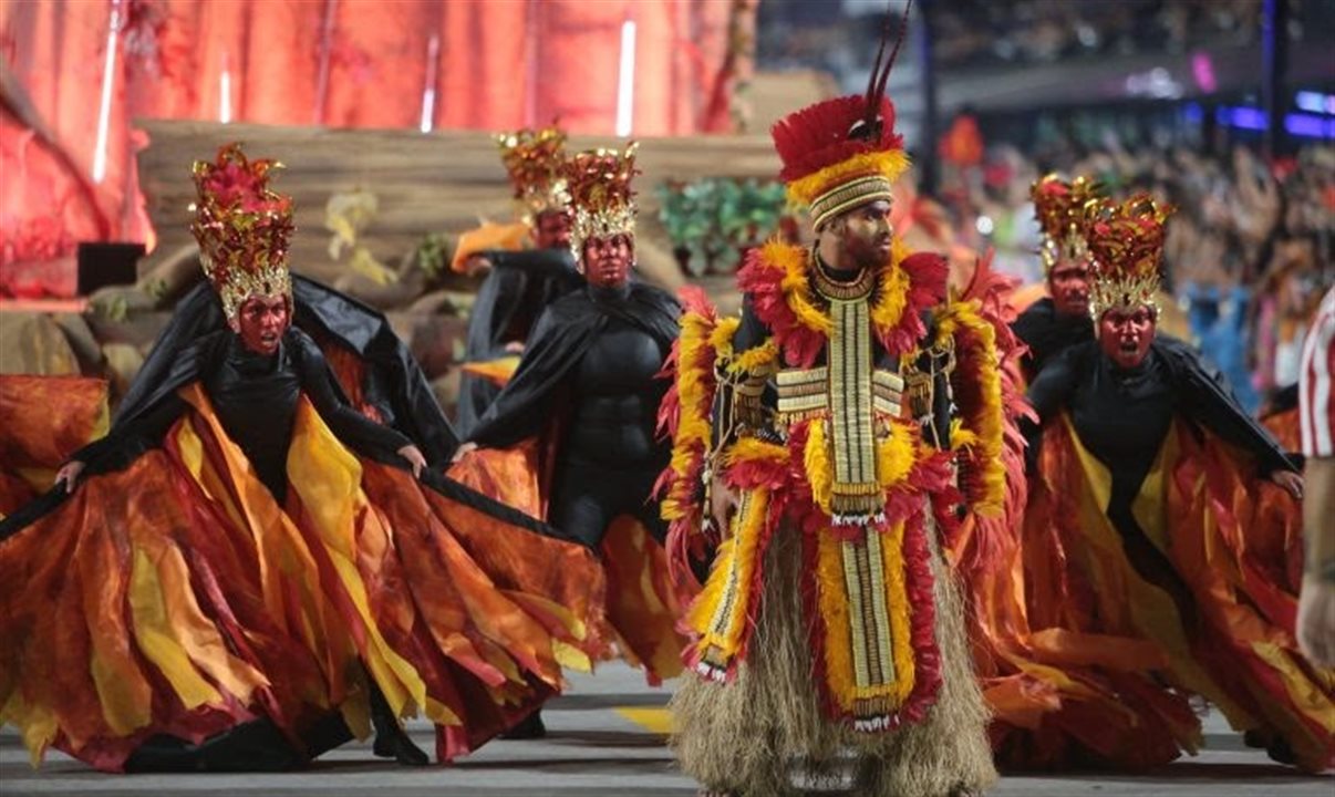 Informações consolidadas pela Dadosfera, newsletter de Inteligência de Dados da Embratur, mostram que a Argentina lidera o envio de visitantes para o Carnaval 2026