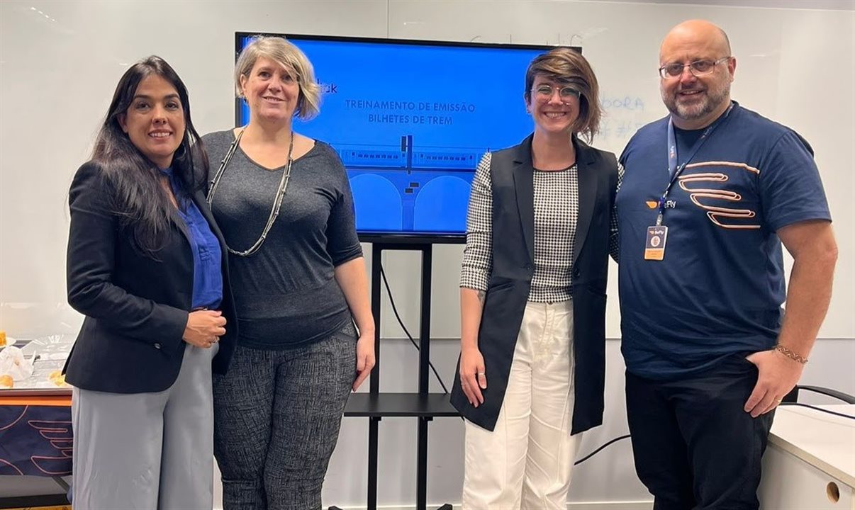 Claudia Bischachin, da Interamerican; Eliane Couto, da BeFly; Paula Castanho, da Interamerican; e Maurício Martinelli, da BeFly