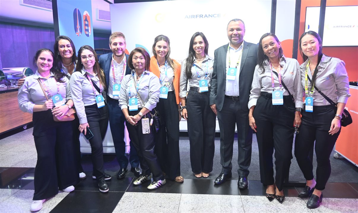 Danillo Barbizan com time Gol e Air France-KLM presente no Lacte