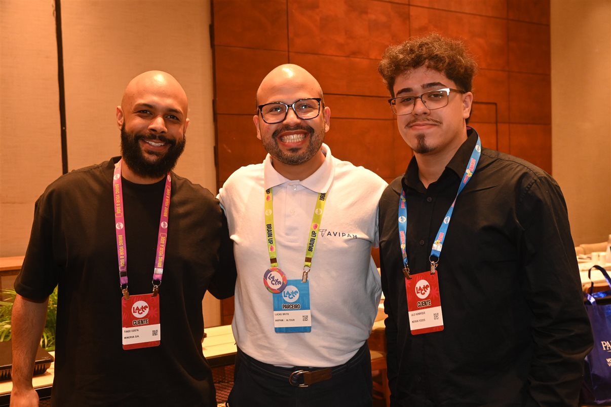 Marcela da Mata, da Minerva Foods, e Antonio Fernando Slomp, da AVIPAM