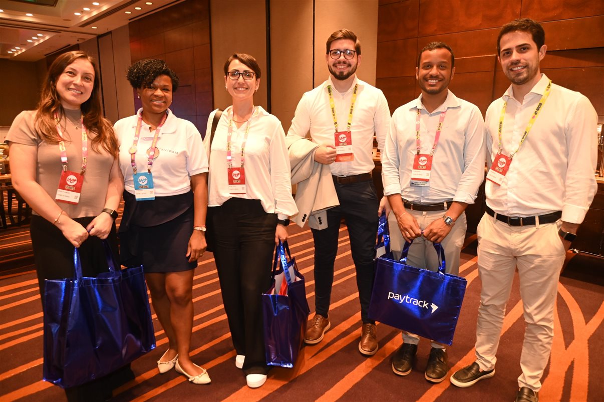 Marcela da Mata, da Minerva Foods, e Antonio Fernando Slomp, da AVIPAM