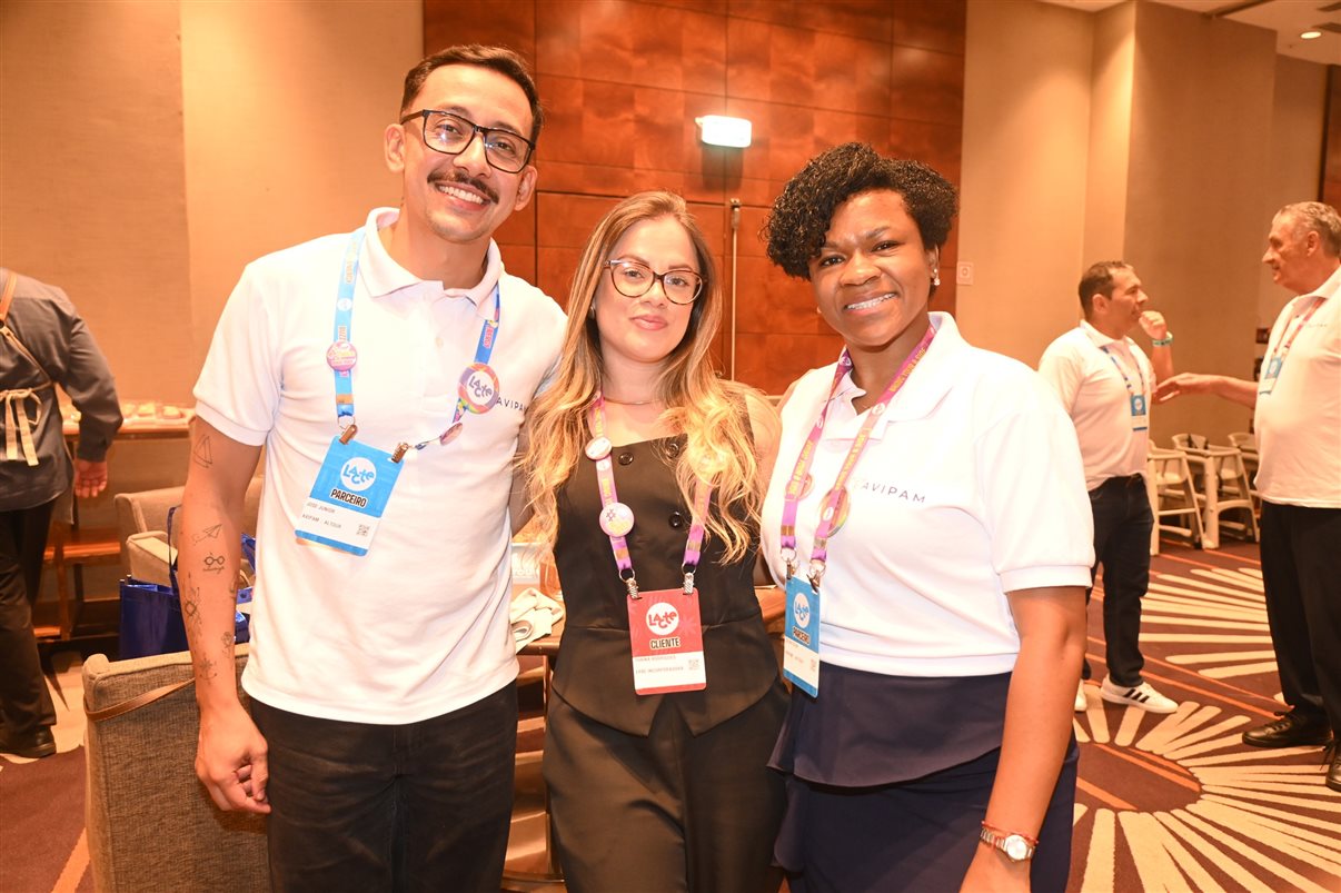 Marcela da Mata, da Minerva Foods, e Antonio Fernando Slomp, da AVIPAM