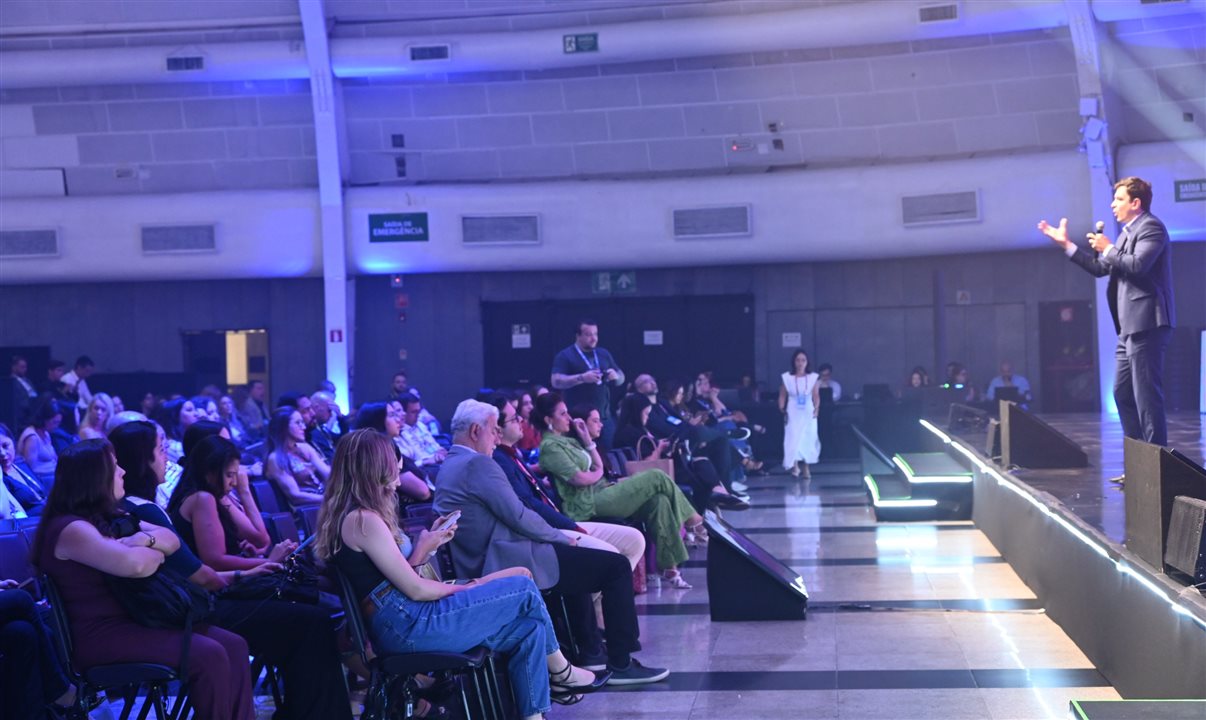 Guilherme Dietze, da FecomercioSP, deu as projeções econômicas para o setor