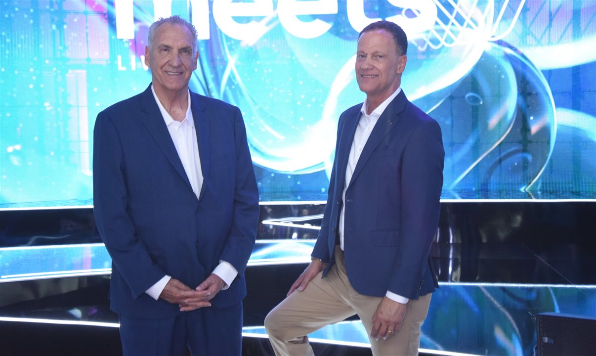 Antonio Fernando Slomp, presidente da AVIPAM, e Paulo Falcão, VP de Eventos e Incentivos da empresa