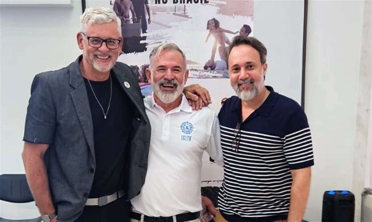 Ricardo Gomes, da Câmara de Comércio e Turismo LGBT do Brasil, Clovis Casemiro, da IGLTA, e Alex Bernardes, da LGBT+ Turismo Expo