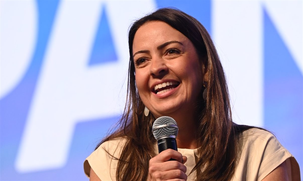 Aline Mafra no Fórum PANROTAS 2026