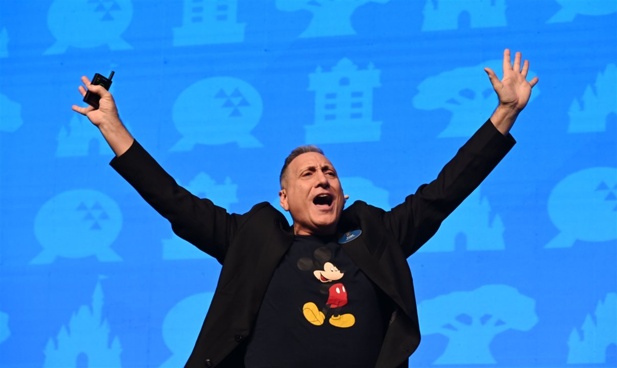 Tom Vazzana trouxe muita animação para o Fórum PANROTAS 2026