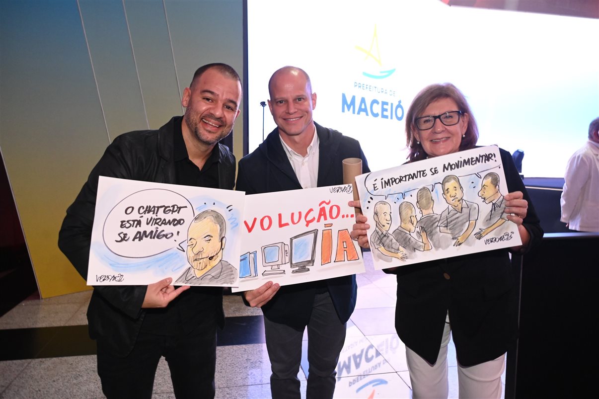 Eco Moliterno, da Accenture Song Latam, com José Guilherme Alcorta e Heloisa Prass, da PANROTAS