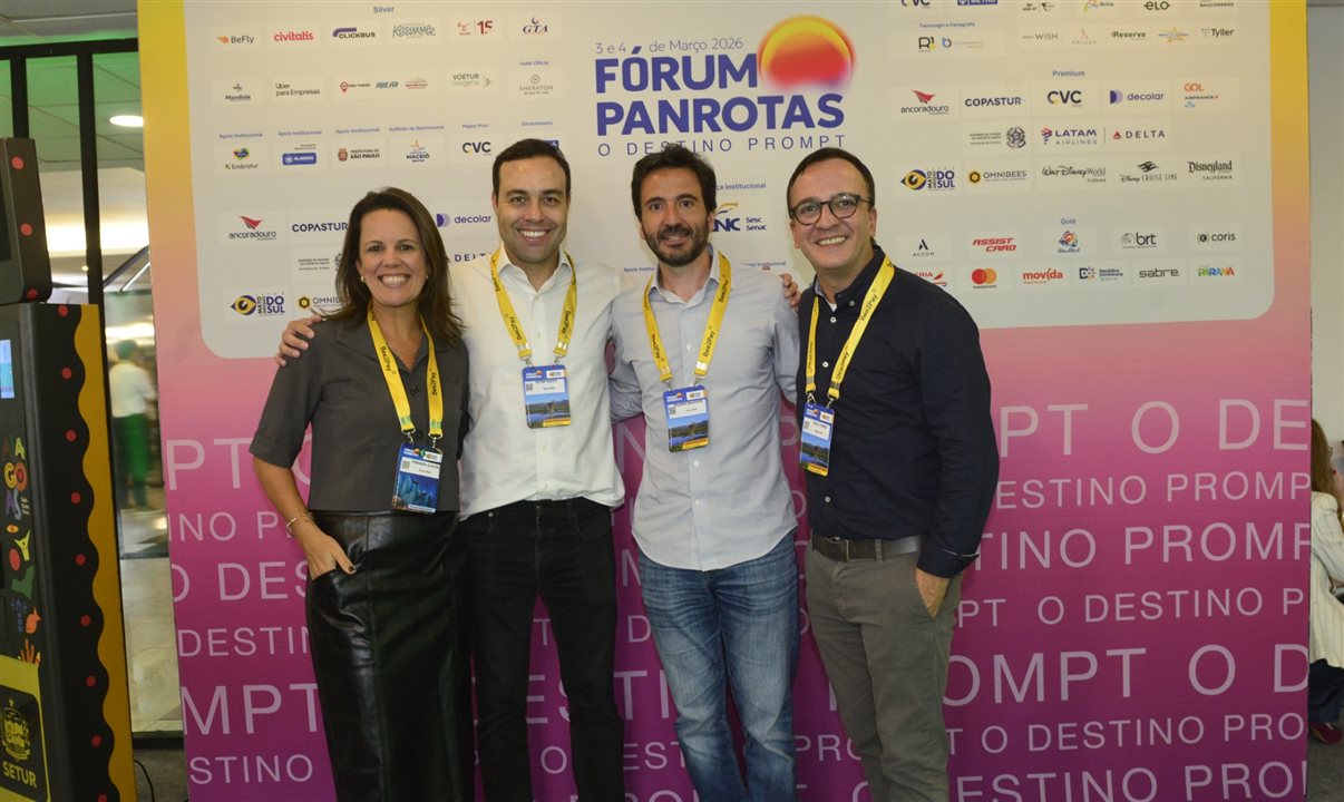 Fernanda Oliveira, Victor Duarte, Eduardo Malheiros e Pablo Torres, do Grupo Wish