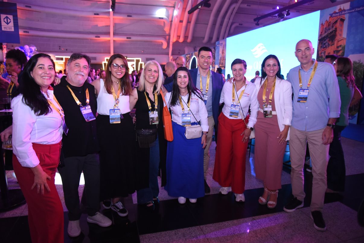Alexandra Coelho, da Iberia/British Airways, André Dentzien, da Pátria Consolidadora, Karla Brito, da Integração Trade, Pati Figueiredo, da Pátria Consolidadora, Ana Flavia Tavares, da Iberia/British Airways, Daniel Toledo, da Pátria Consolidadora, Carolina Kahl, da Iberia/British Airways, Suellen Bandeira, da TBO, e Luciano Cardoso, da Iberia/British Airways