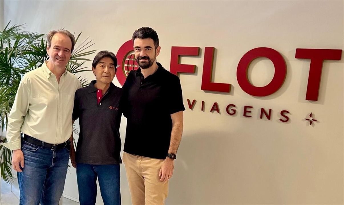 Pedro Shiray entre Eduardo e Tiago Barbosa