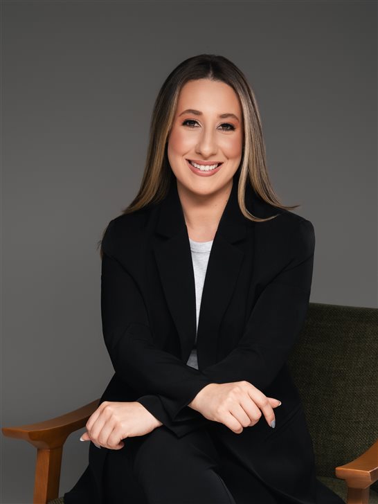 Ianan Della, Nomada Travel