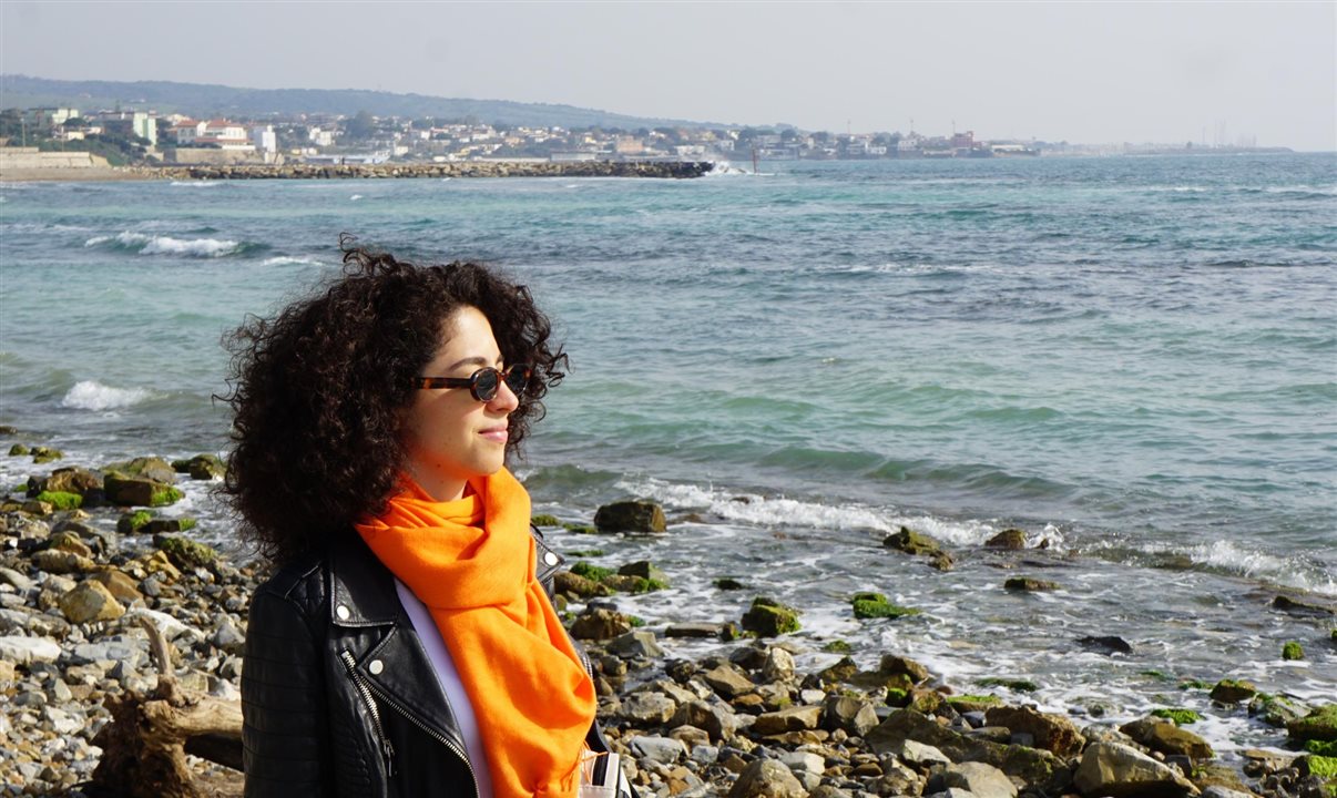 Natália Campos, da Viagens Sarah Campos, durante parada do Costa Toscana em Civitavecchia