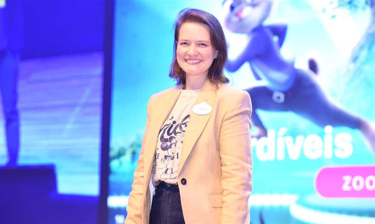 Thais Ramos, gerente de Treinamentos da Disney Destinations no Brasil