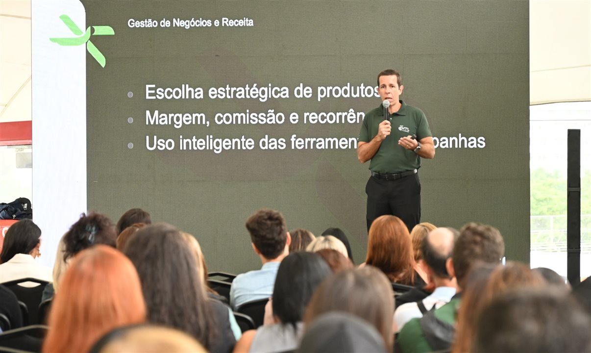 Mega Roadshow aconteceu na Roda Rico, em São Paulo, com palestras e rodadas de negócios