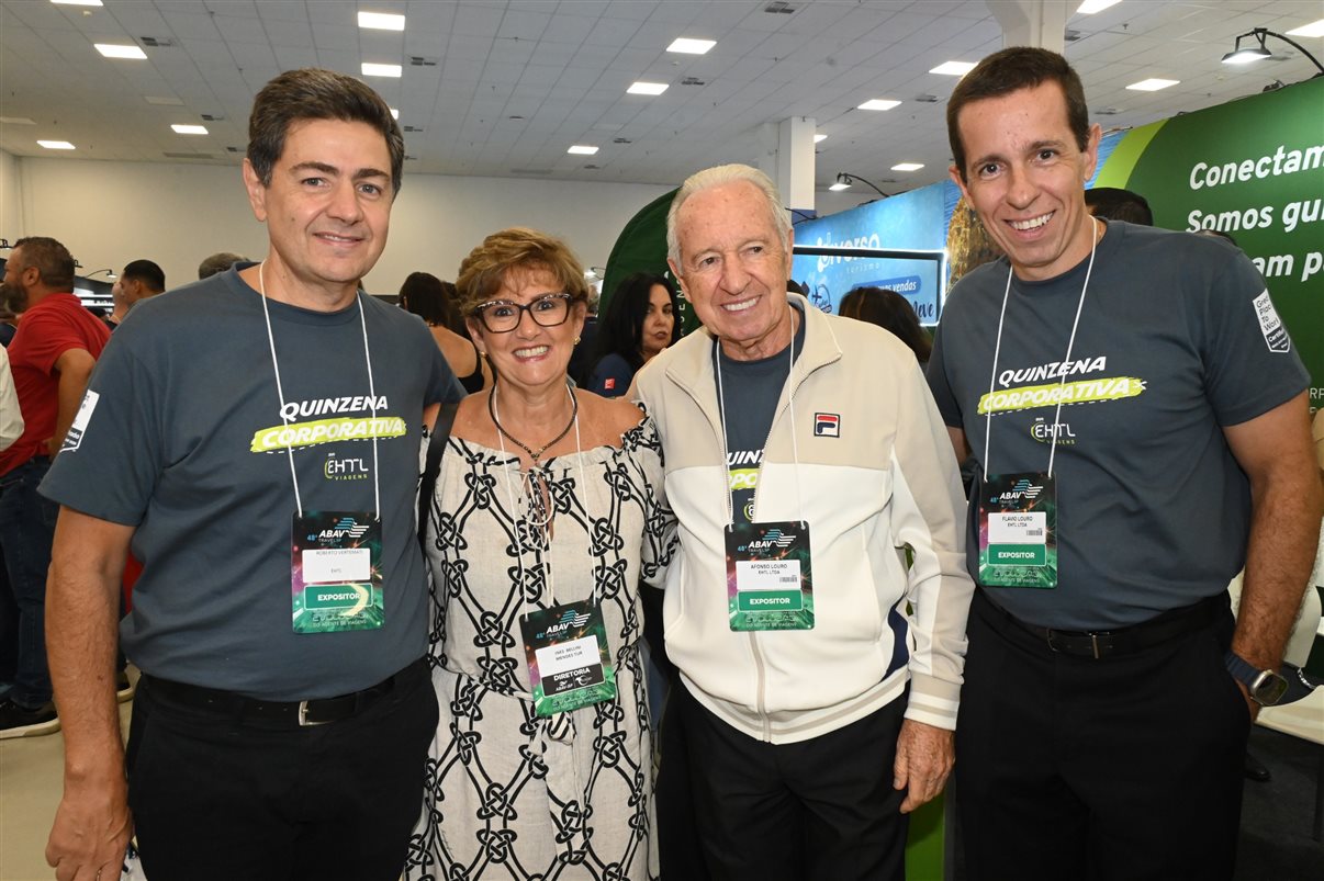 Ines Bellini, da Mendes Tur, com Roberto Vertemati, Afonso Louro e Flávio Louro, da EHTL