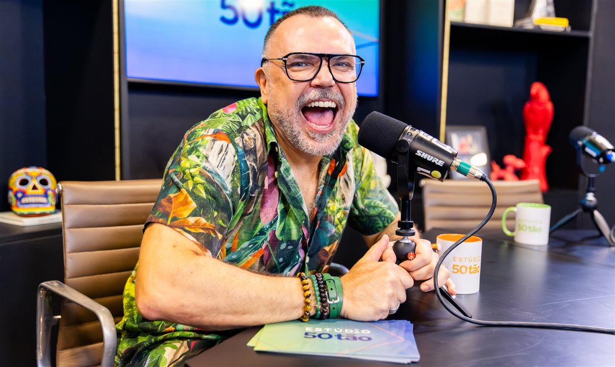 Alberto G. Martins está à frente do Estúdio 50tão, novo videocast para abordar a maturidade