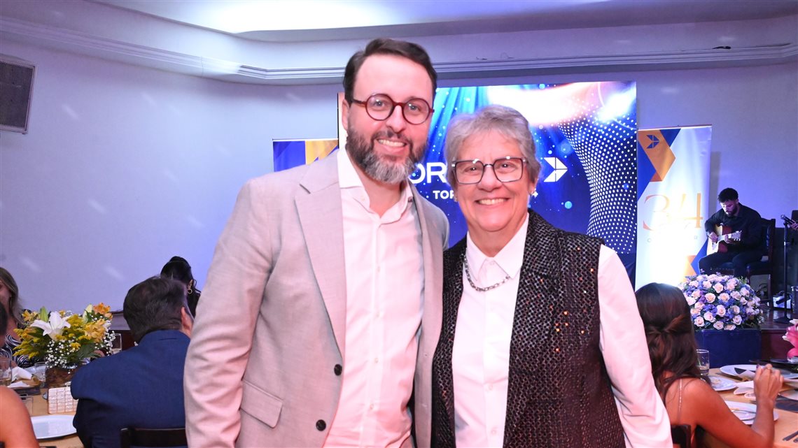 Roberto Sanches, diretor geral Operacional e Comercial e Ana Maria Berto, CEO