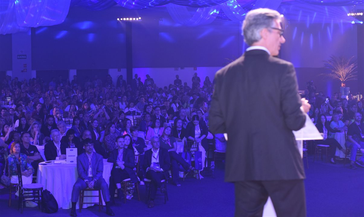 Mais de 700 pessoas participam hoje do evento promovido pela Clia Brasil, o Cruise360