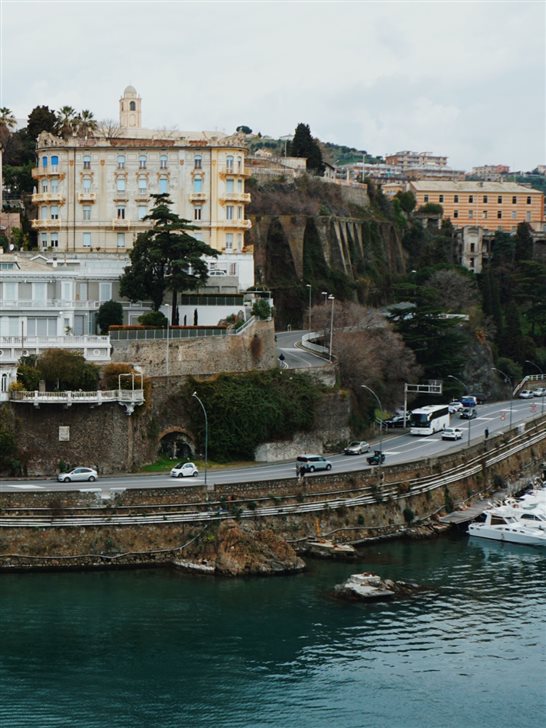 Vista da cabine no primeiro dia de viagem, em Savona