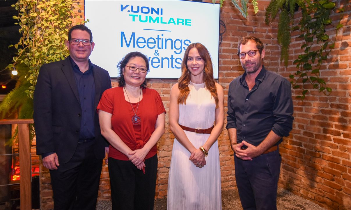 Marco Russi, Carla Kawada, Paula Azeredo e Maxime Toldre, da Kuoni Tumlare