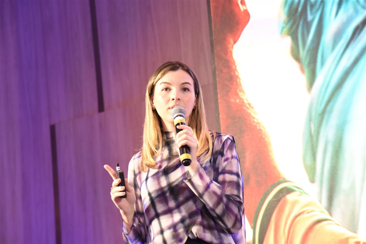 Emanuelle de Nadal, especialista comercial de Turismo na Embaixada e Consulados dos EUA no Brasil