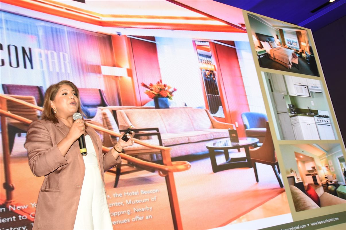 Alexandra Rodriguez, diretora de Vendas e Marketing do Hotel Beacon Nova York