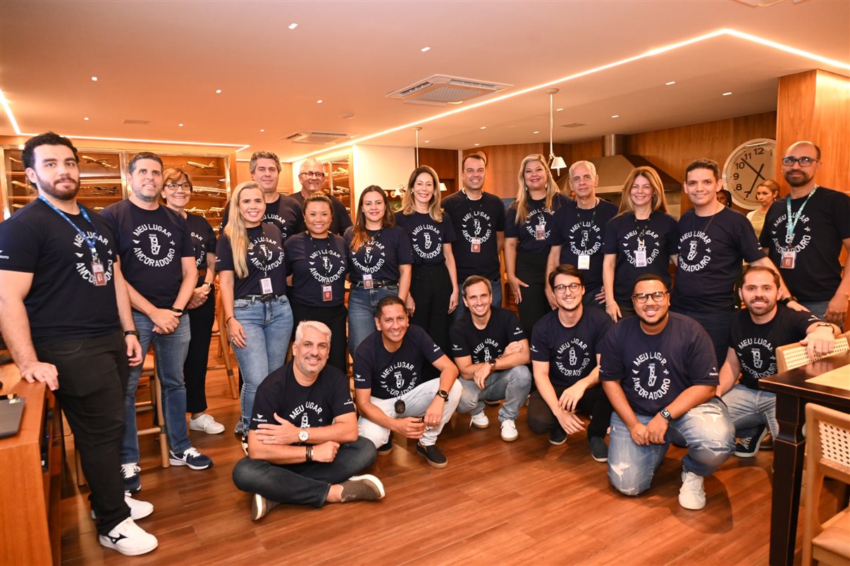 Time Ancoradouro celebra a entrega de mais uma edição do Agente Com A Gente