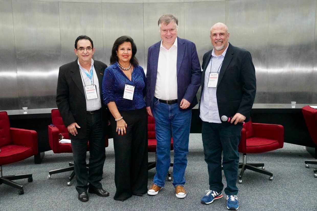 Joaquim Saraiva, líder executivo da Abrasel, Ana Salles, líder de Parcerias Institucionais Abrasel em SP, Marcos da Costa, secretário Estadual dos Direitos da Pessoa com Deficiência, e Nelson Rocha, líder da Campanha Hospitalidade Acessível