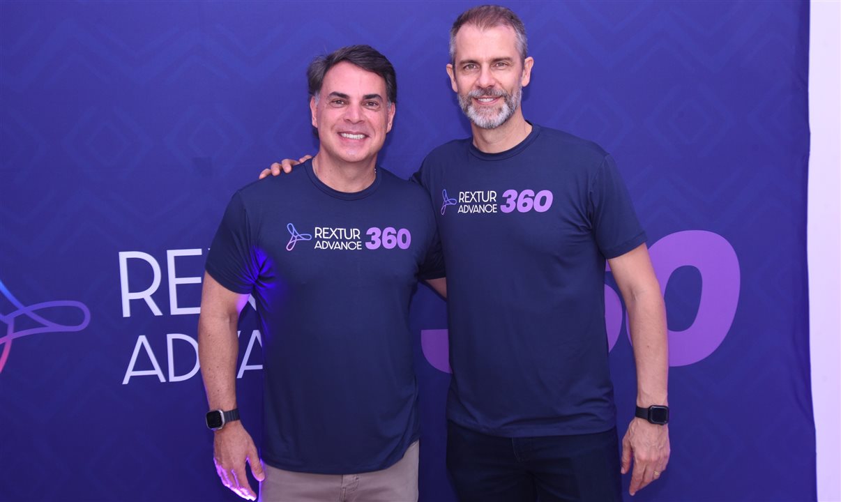 Emerson Belan ao lado do diretor da Rextur Advance, Marvio Mansur