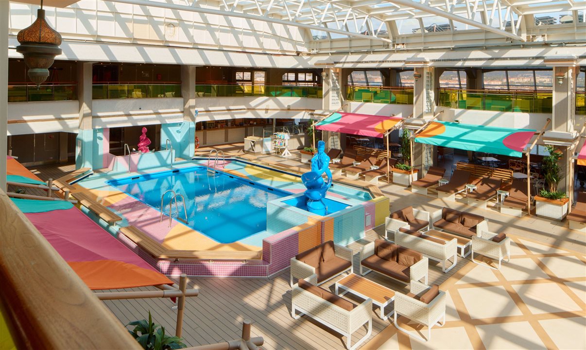 Roteiro do Costa Serena no Brasil incluirá o feriado do Carnaval