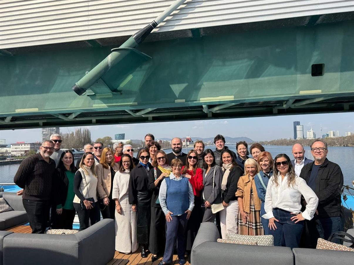 AmaWaterways recebe o primeiro Latam Summit a bordo do AmaMagna, em cruzeiro pelo rio Danúbio