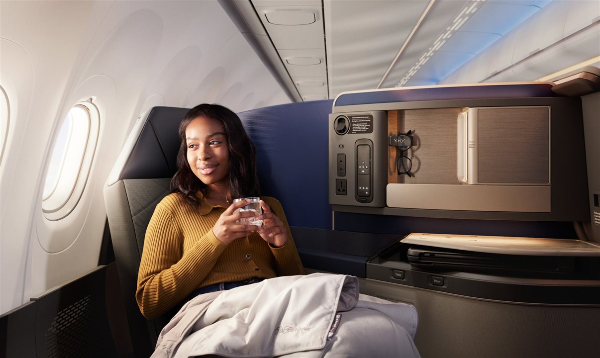 Airbus A321 “Coastliner” e o A321XLR serão os primeiros narrowbodies da companhia a contar com o interior Elevated e com novo assento United Polaris totalmente reclinável