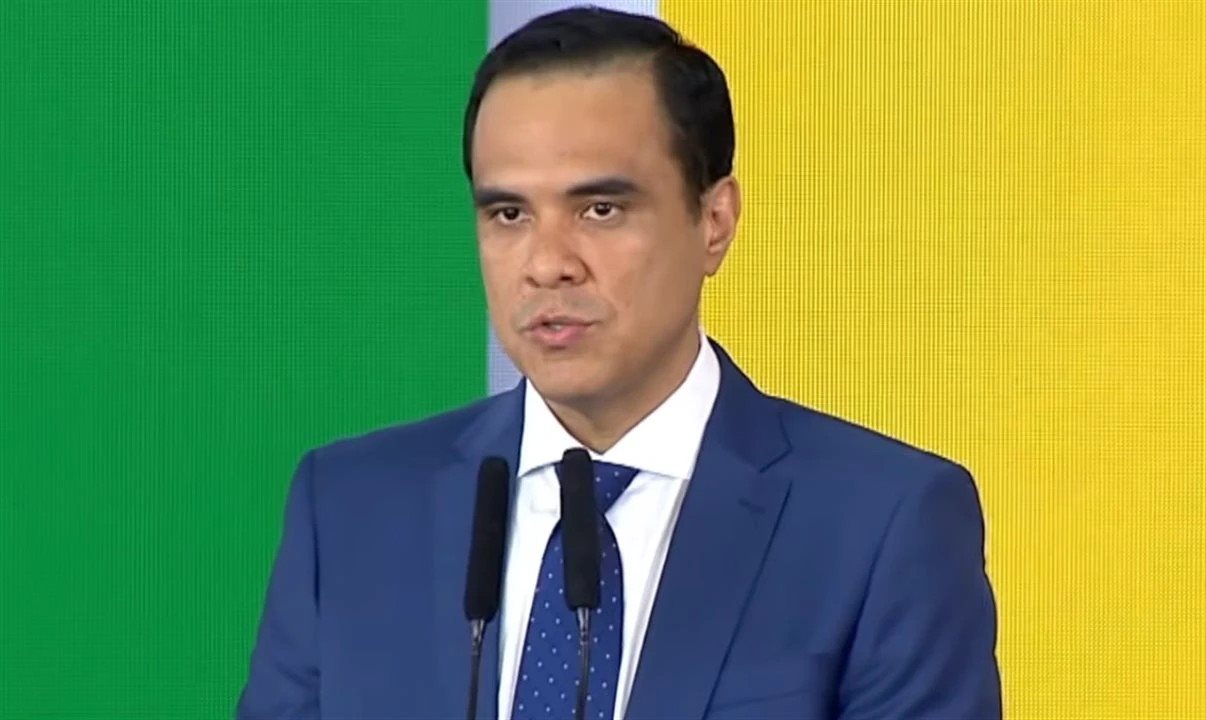 Gustavo Feliciano, ministro do Turismo