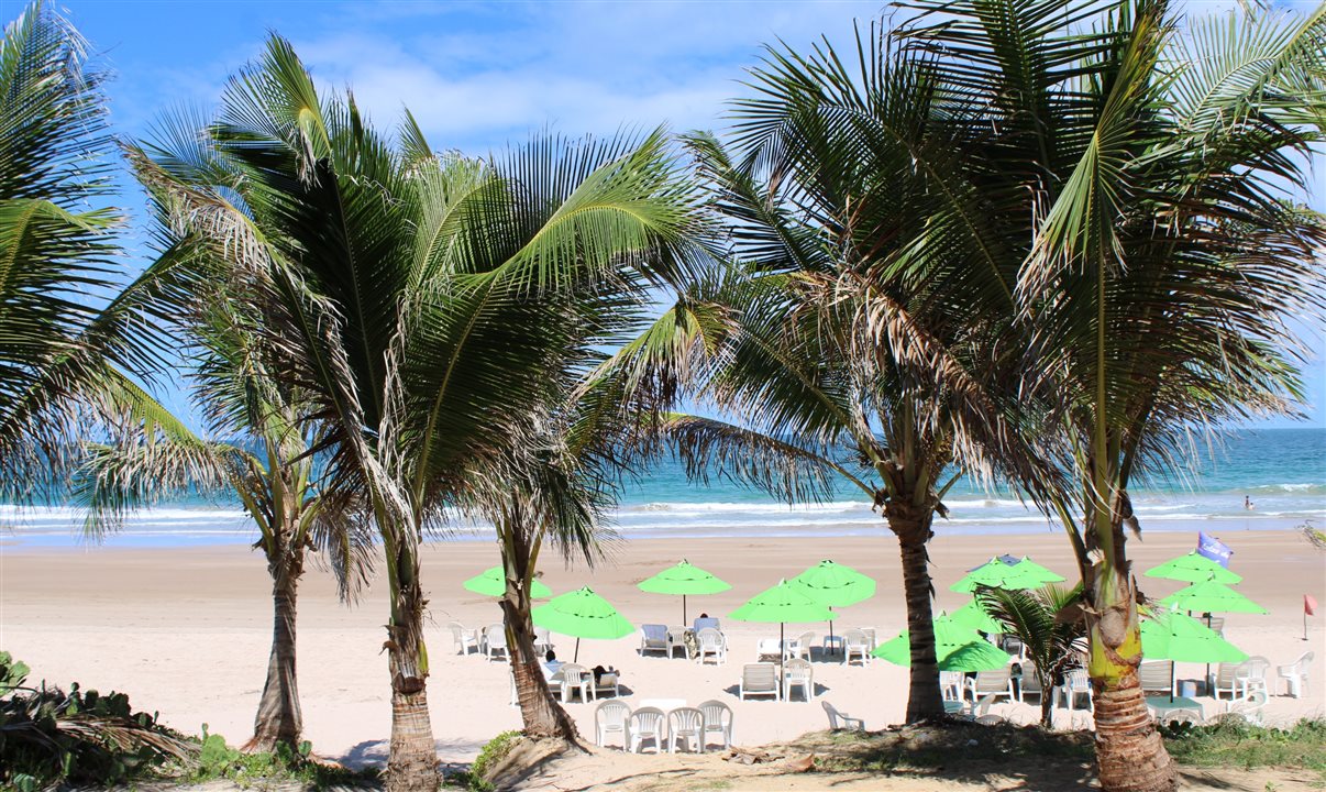 Vivá e Solar são hotéis pé na areia