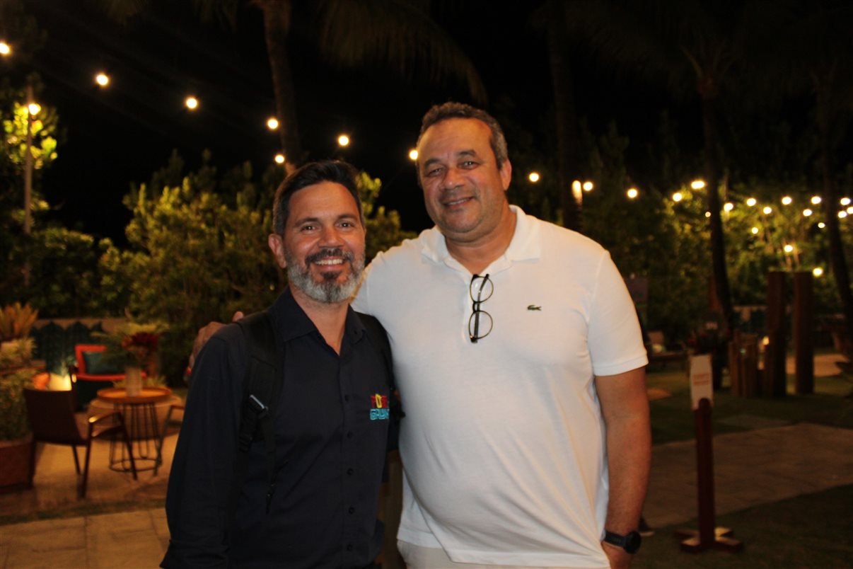 Daniel Jacarand&aacute;, da AHPG, e Jo&atilde;o Ricardo, do Marupiara Resort 