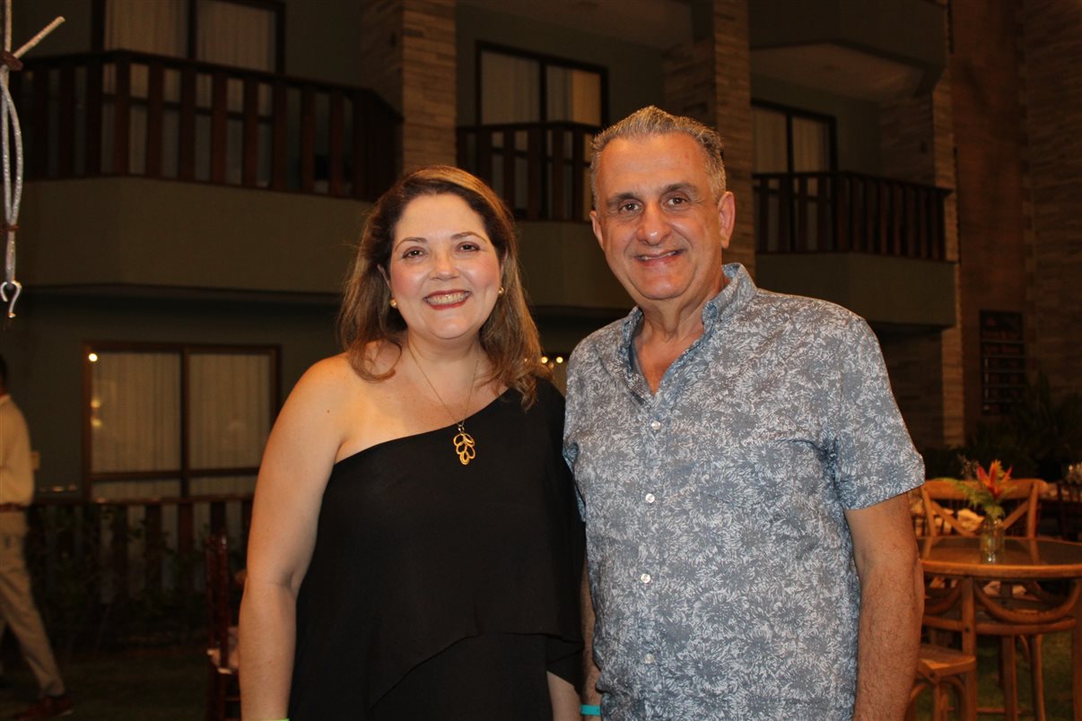 Fernanda Franco e Claiton Armelin, da CVC