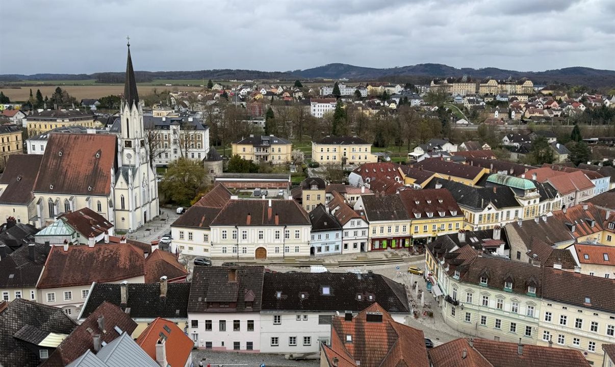 Cidades pitorescas como Melk, dentro do patrimônio da Unesco de Wachau, são pérolas encontradas pelo caminho