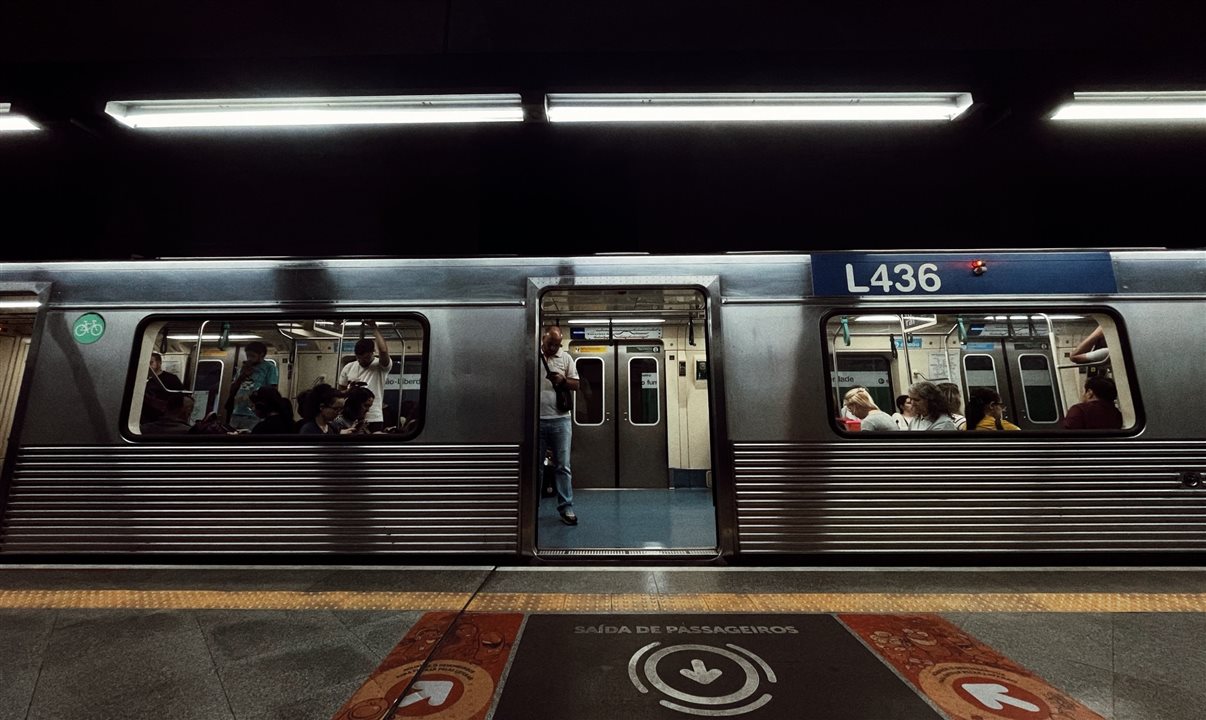 Segundo a companhia, a ação faz parte de um teste para avaliar a ampliação do horário de funcionamento. O objetivo é analisar a demanda no período da madrugada e os efeitos na operação e na manutenção do sistema